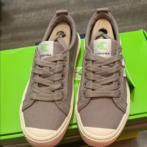 Cariuma Tan Sneakers with Gum Sole and Canvas Upper